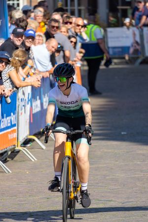 An athlete from Aachen celebrating her finish